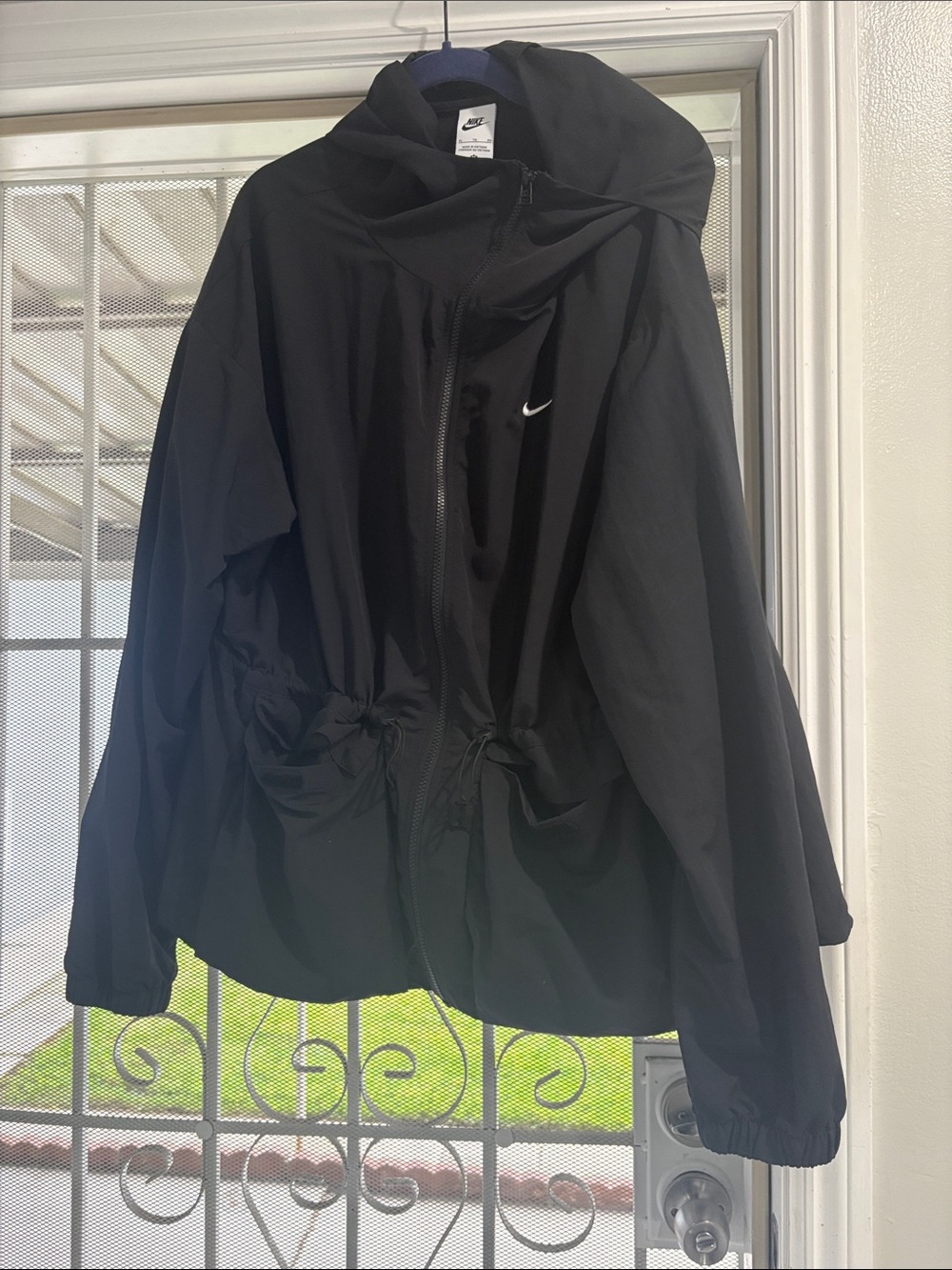 Nike sportswear essentials leightweight Hooded jacket XL